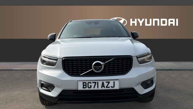 Volvo Xc40 2.0 B4P R DESIGN Pro 5dr AWD Auto Petrol Estate